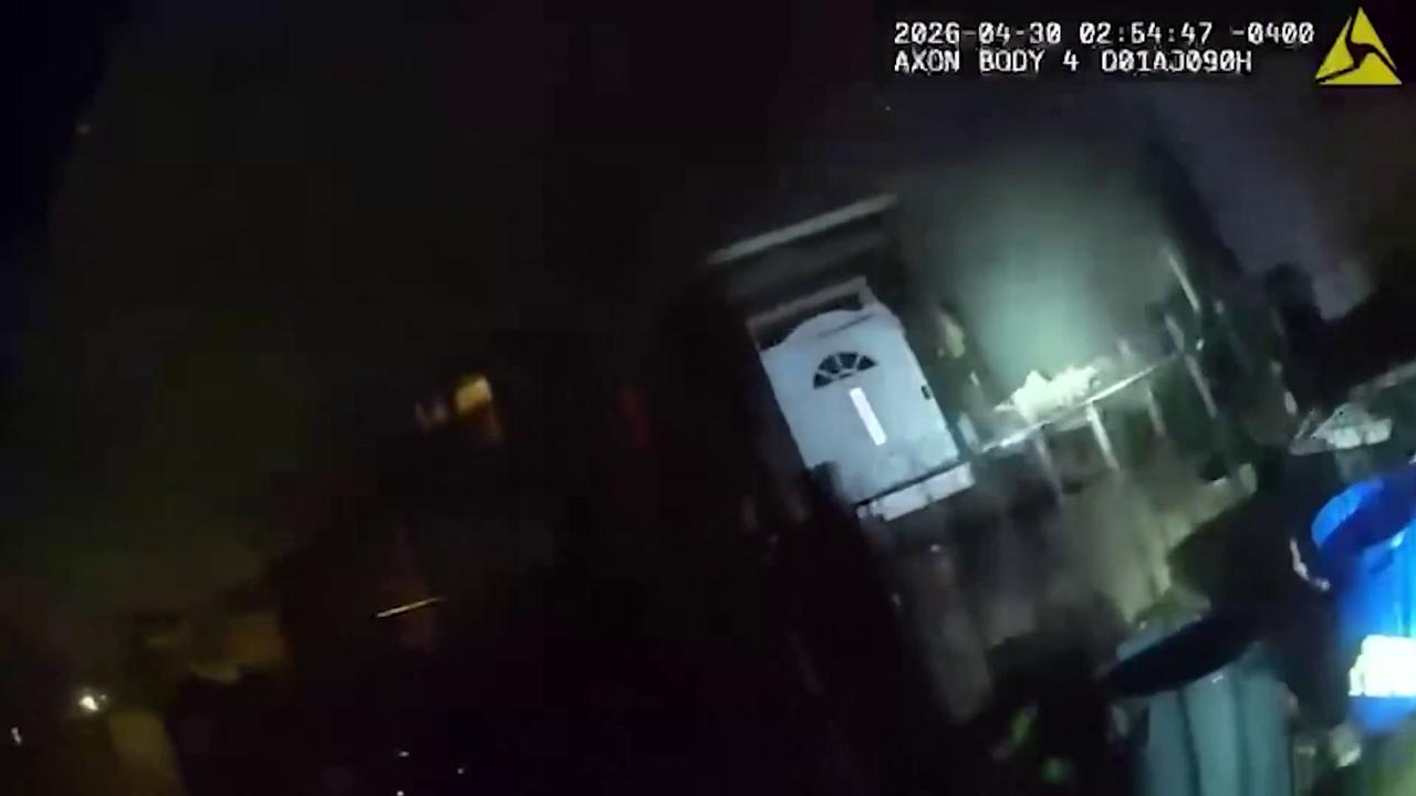 Video thumbnail for US: Gas Explosion Rocks Queens Home As NYPD Officers Rescue Residents From Burning Building.