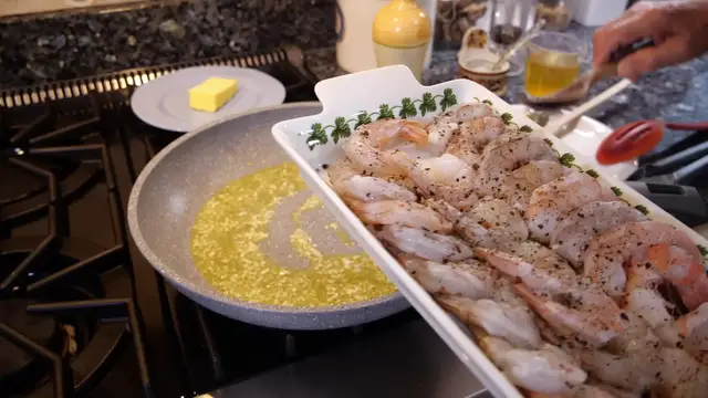 'Video thumbnail for Creamy Fettuccine Shrimp Alfredo – Better Than Restaurant Pasta'