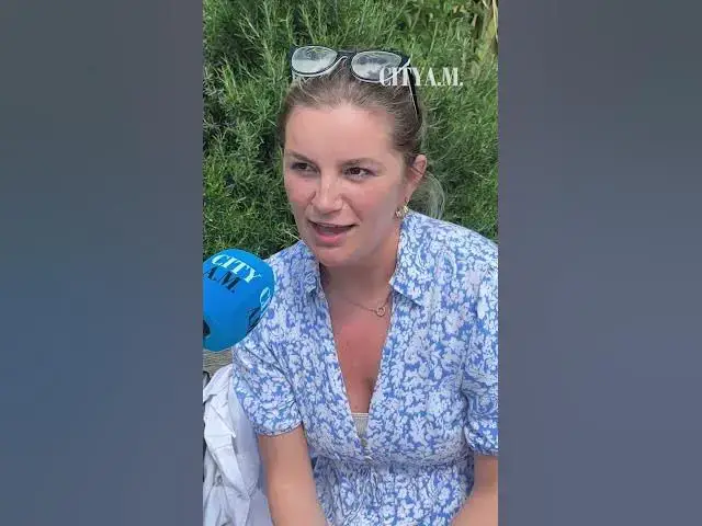 Video thumbnail for What is the average salary in London and the rest of the UK? #london #uk #personalfinance