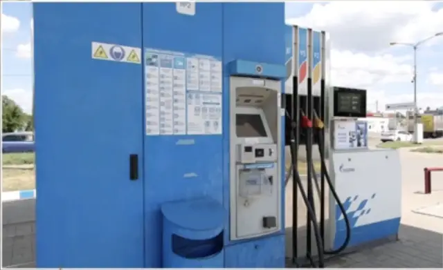 Video thumbnail for Ukraine strikes Russia: Drones target oil refinery and southern port