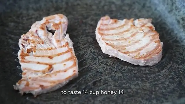 Video thumbnail for Honey Garlic Boneless Pork Chops