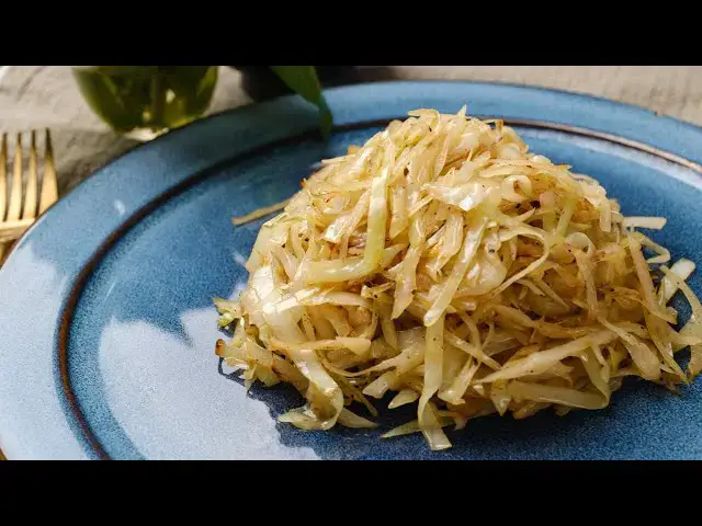 Video thumbnail for Golden Cabbage | Easier Eats