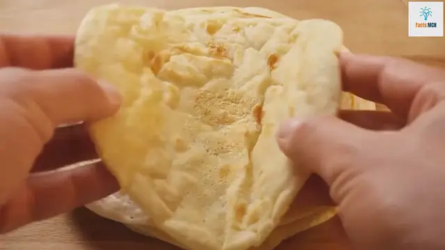 Video thumbnail for Quick No-Yeast Balloon Bread Recipe