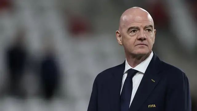 Video thumbnail for Infantino apologises for World Cup plan as UEFA calls for reforms and new FIFA president