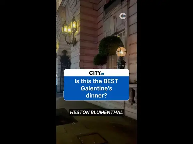 Video thumbnail for Is this the BEST Galentine’s dinner in London? 🥧