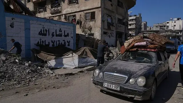 'Video thumbnail for Israel steps up bombardment of Gaza City ahead of its new offensive'