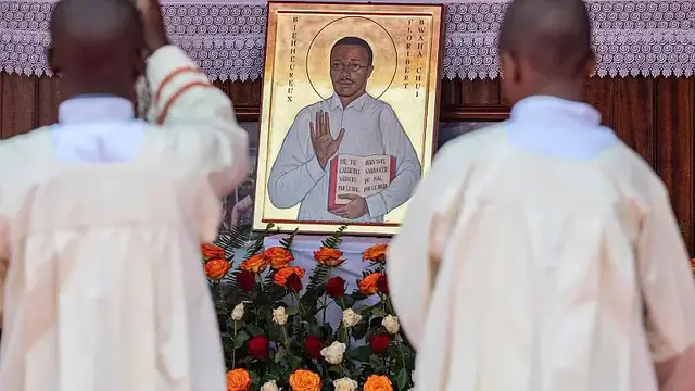 Video thumbnail for Catholics in eastern Congo honor beatified anti-corruption martyr