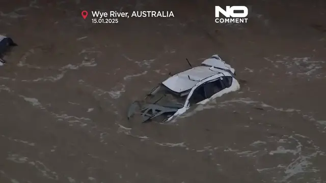 Video thumbnail for Violent thunderstorms trigger flash flooding along Australia's Great Ocean Road