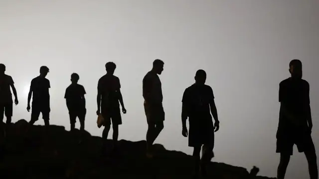 Video thumbnail for Ceuta migrant crisis: Enclave at the centre of European immigration debate