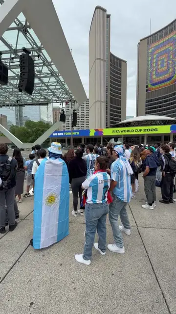 Video thumbnail for Argentina Fans Celebrate Messi World Cup Goal in Toronto