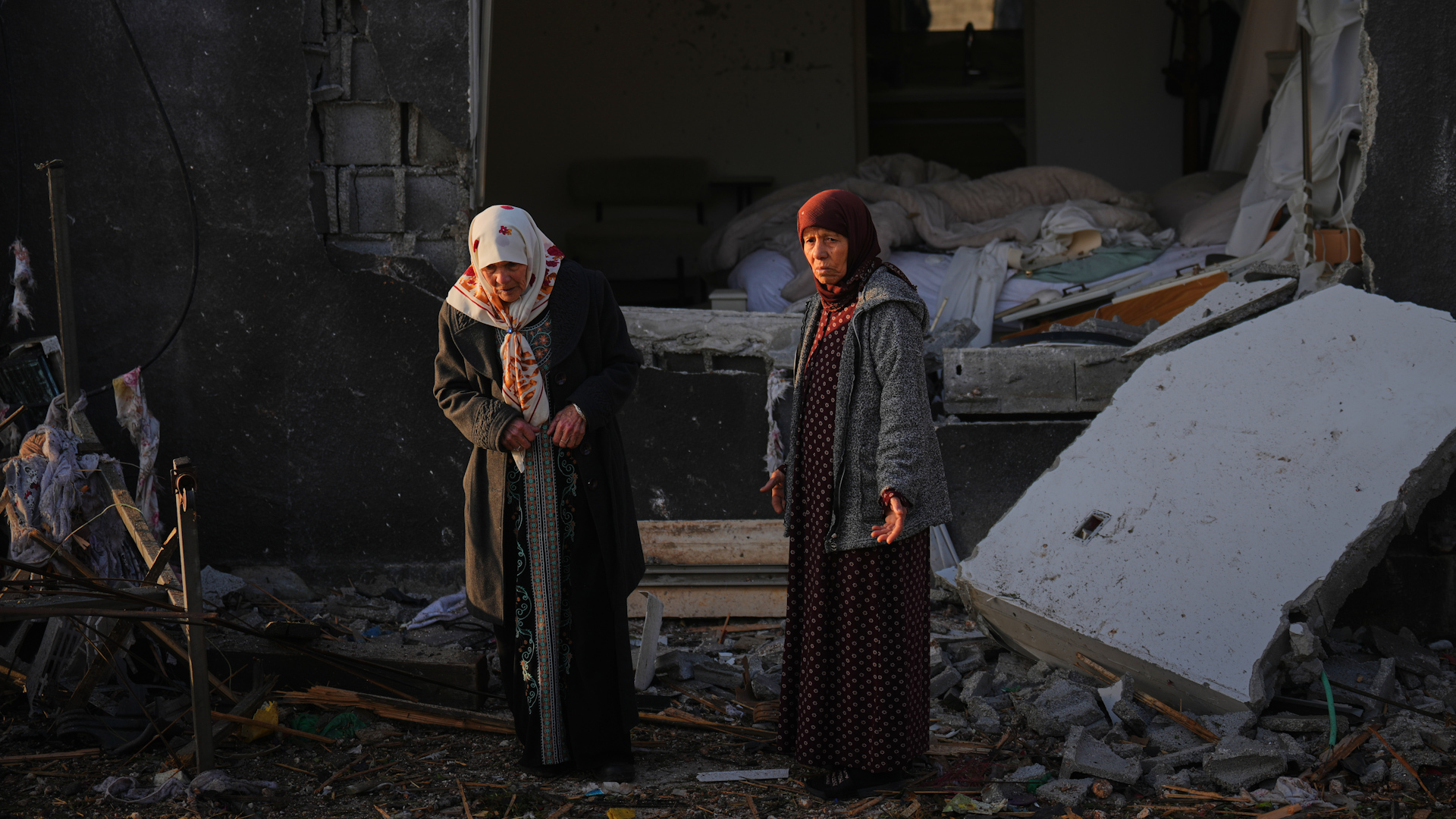 Video thumbnail for Dozens injured after missile attack hits northern Israel