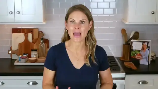 'Video thumbnail for COTTAGE CHEESE FLAT BREAD _ high protein wrap recipe(720P_HD)'