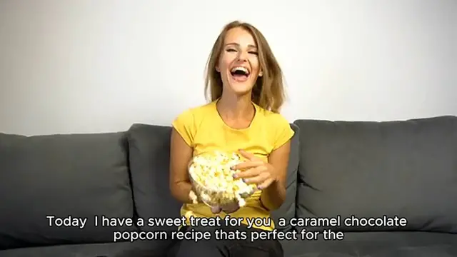 Video thumbnail for Caramel Chocolate Popcorn Recipe