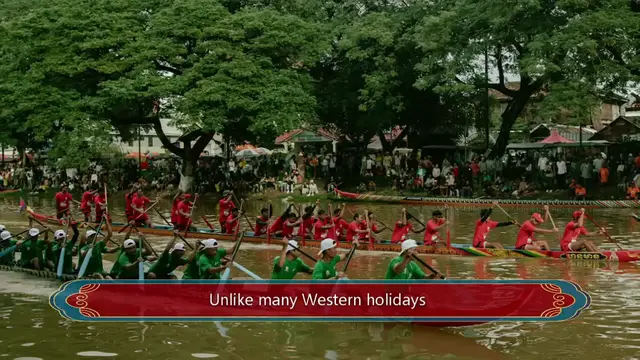 Video thumbnail for The Dragon Boat Festival: The Story Behind China’s Most Powerful TraditionBoat Festival