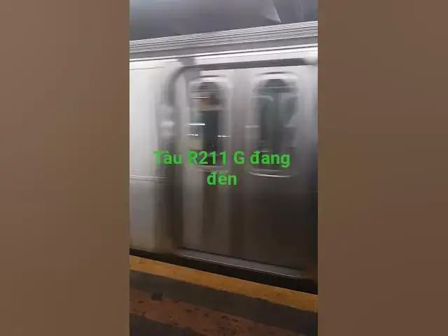 'Video thumbnail for Tàu R211 G đang đến'