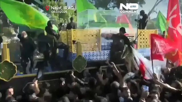 Video thumbnail for Ali Khamenei's coffin passes through thousands of mourners in Iraq's holy city of Najaf