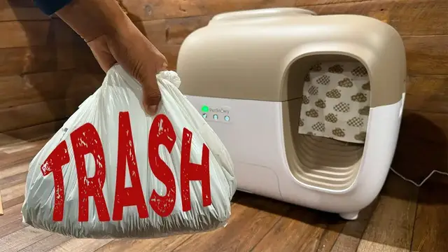 'Video thumbnail for How To Remove Waste From The Pet Snowy Automatic Litterbox'