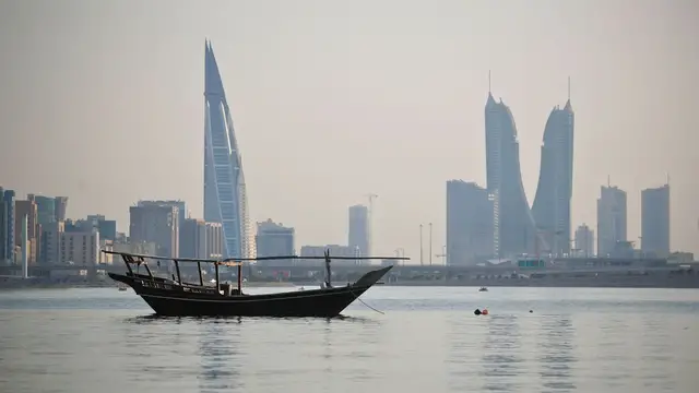 Video thumbnail for Iran claims drone strikes on Bahrain, Kuwait and Qatar after deadly US raids