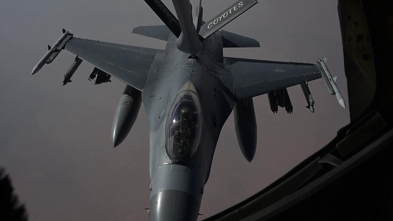 Video thumbnail for Saudi Arabia: F-16 And F-35 Jets Refuel Mid-Air Over Central Command Region.