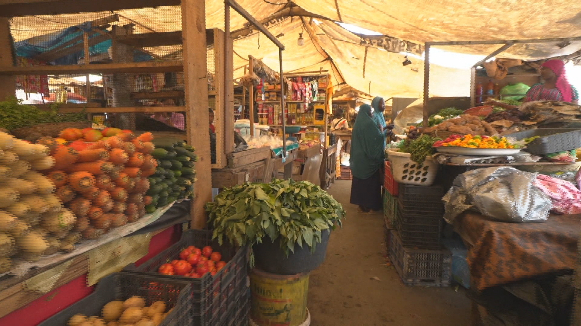 Video thumbnail for Senegal limits government travel as war on Iran spikes cost of living