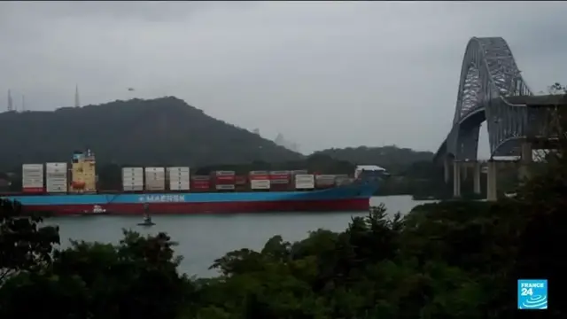 Video thumbnail for Panamean monument honouring China's contribution to Canal torn down