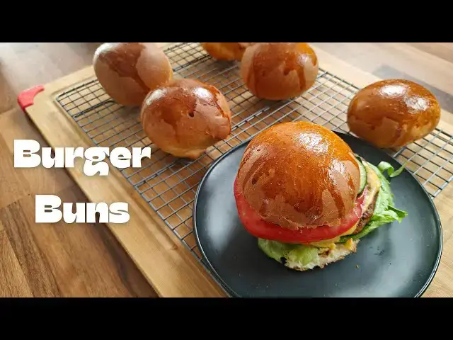 Video thumbnail for Elevate Your Burgers with Homemade Buns
