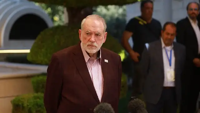 Video thumbnail for Al Jazeera reporter challenges Huckabee over Israeli settler pogroms