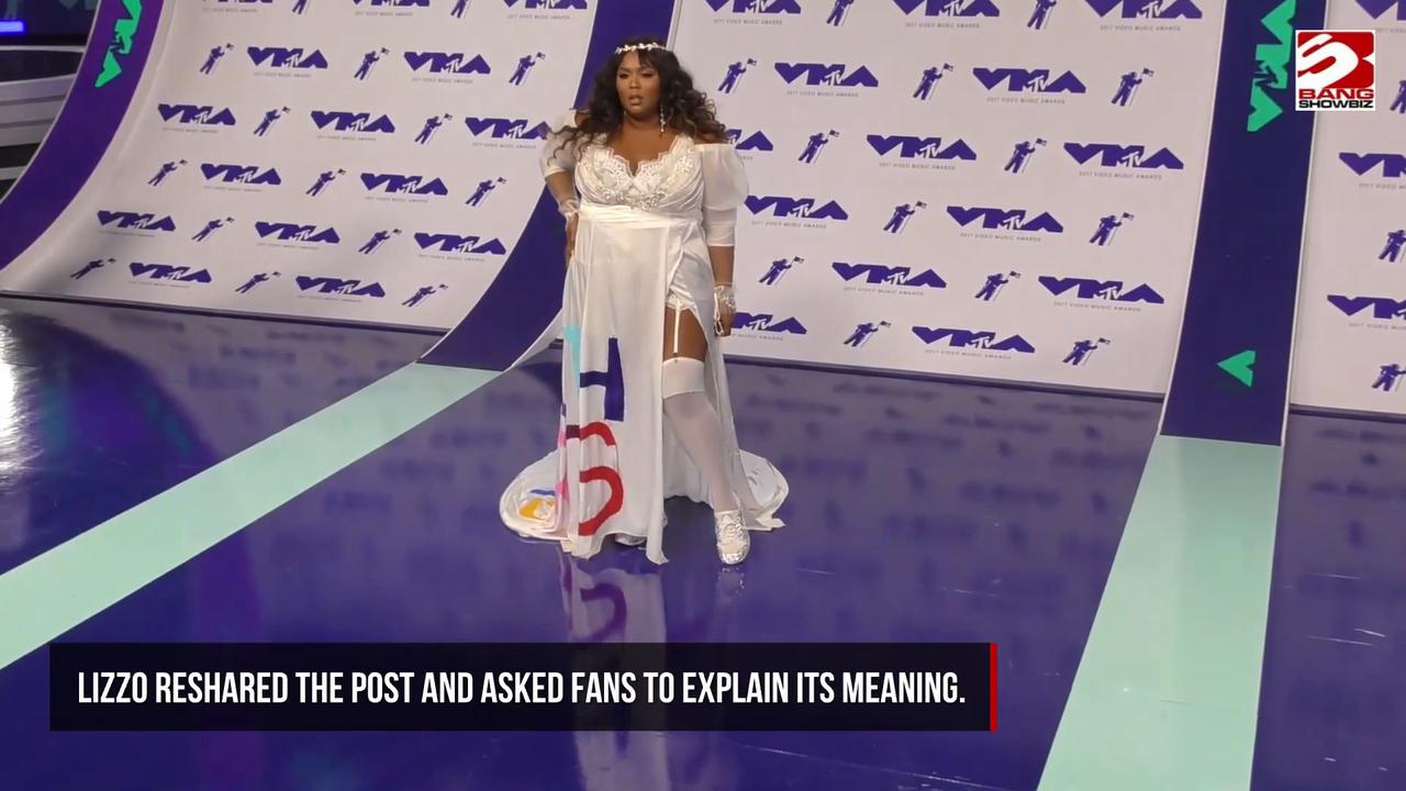 Video thumbnail for Lizzo has never talked s*** about Taylor Swift