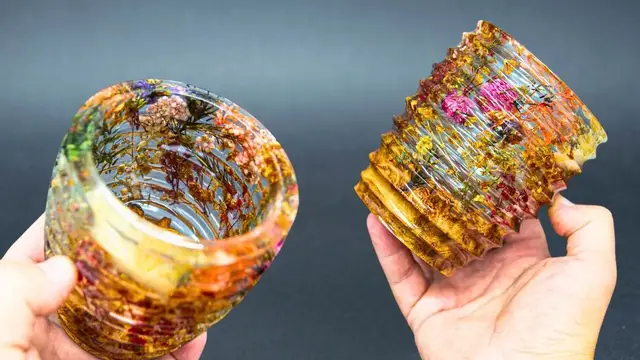 'Video thumbnail for What Happens When You Mix Wood, Resin, and Dried Flowers? ASMR'