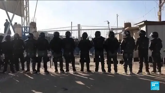 Video thumbnail for US to transfer Islamic State prisoners from Syria to Iraq