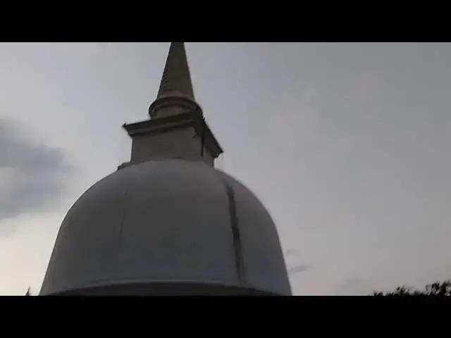 Video thumbnail for Mahiyangana Stupa is the first stupa of ancient Sri Lanka