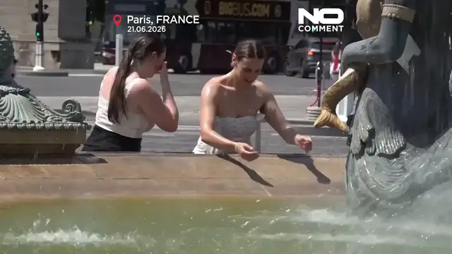 Video thumbnail for Canal Saint-Martin becomes cooling spot as heatwave grips Paris