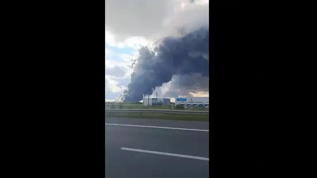 Video thumbnail for Ukraine strikes Russia’s biggest retailer again