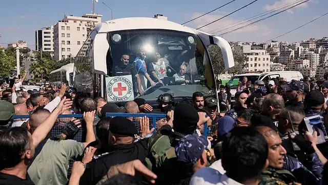 'Video thumbnail for Released Palestinian prisoners speak out about conditions in Israeli jails'
