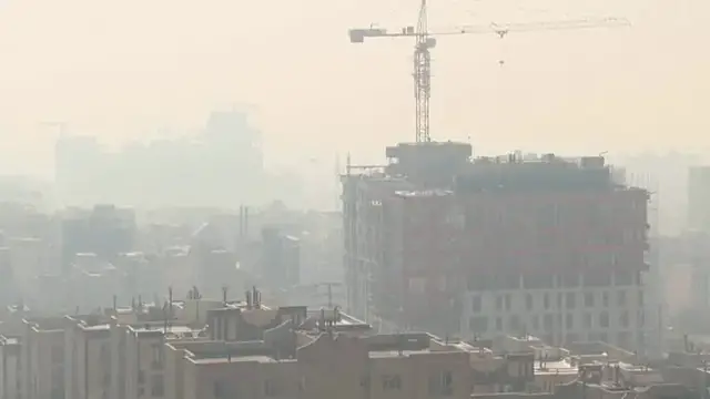Video thumbnail for Tehran's severe pollution forces school closures and limits traffic