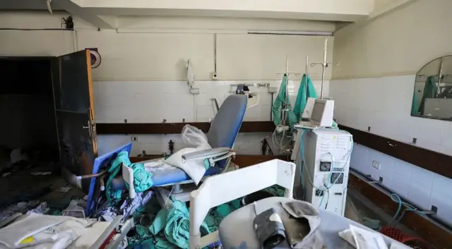Video thumbnail for Gaza’s medical system in ruins as hospitals overwhelmed by Israeli siege: al-Shifa Hospital Director