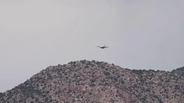 Video thumbnail for US: Air Tankers Launch Massive Retardant Drop On Wood Canyon Fire Near Las Vegas.