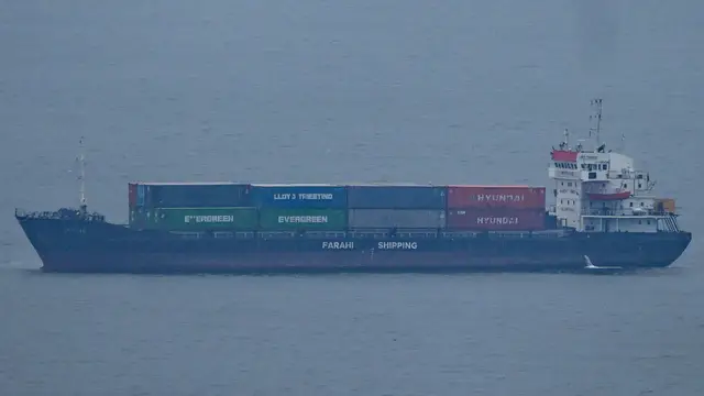 Video thumbnail for Karachi port holds 3,000 containers bound for Iran amid Strait of Hormuz tensions