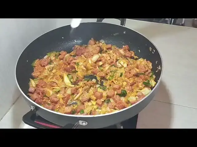 Video thumbnail for Kimchi Fried Rice