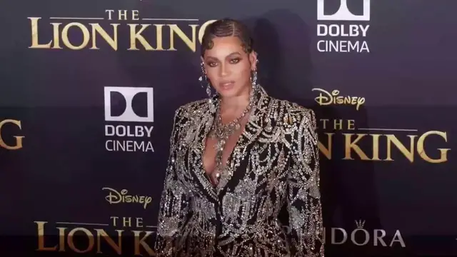 Video thumbnail for UNCAPTIONED: Beyoncé drops first new song in two years.