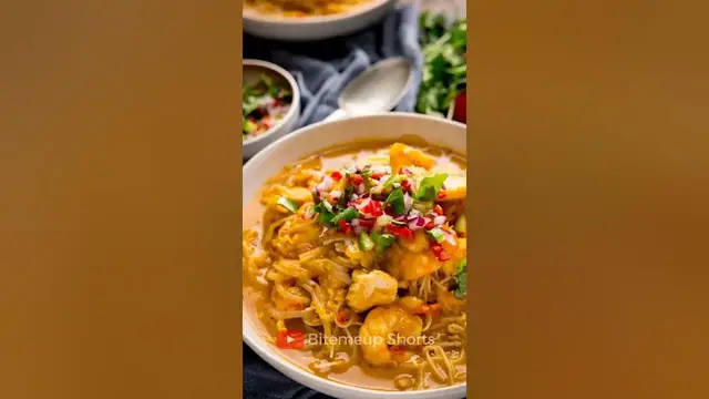 Video thumbnail for 10 Foods to Eat Before you Die #die #food