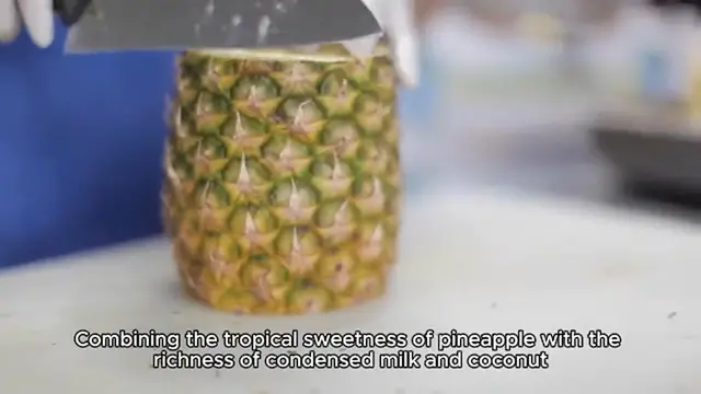 Video thumbnail for Pineapple Christmas Balls