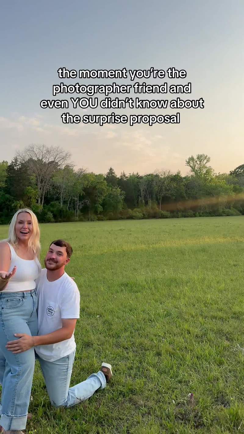 Video thumbnail for Sunset Proposal Caught by a Shocked Photographer Friend