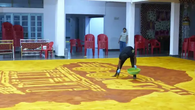 Video thumbnail for Largest Spice Painting
