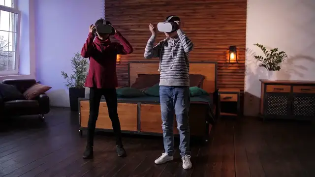 Video thumbnail for Multiplayer VR Games