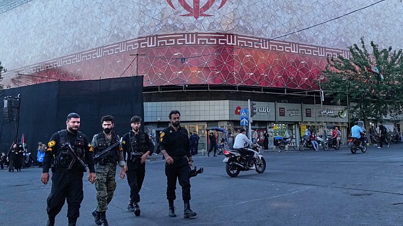 Video thumbnail for Tehran residents cautiously welcome Iran-U.S. peace deal amid hopes and skepticism