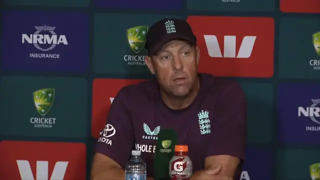 Video thumbnail for 'Tough day' =-Trescothick on England's second Test struggles