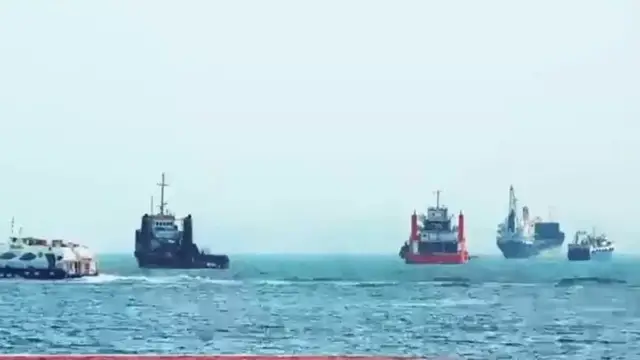 Video thumbnail for Iran closes Strait of Hormuz despite ceasefire after continued Israeli strikes in Lebanon
