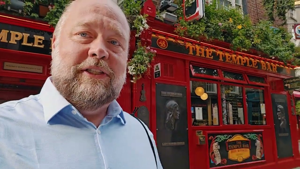 Video thumbnail for The BEST & WORST of Visiting Dublin (5 Love & Hates Tourists Find in Dublin)