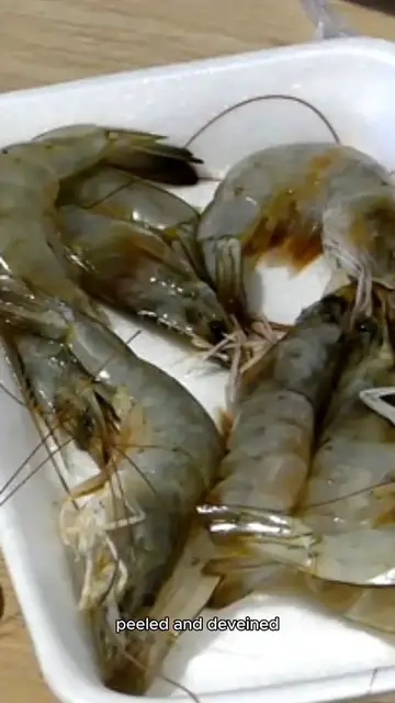 Video thumbnail for cucumber sandwich recipe